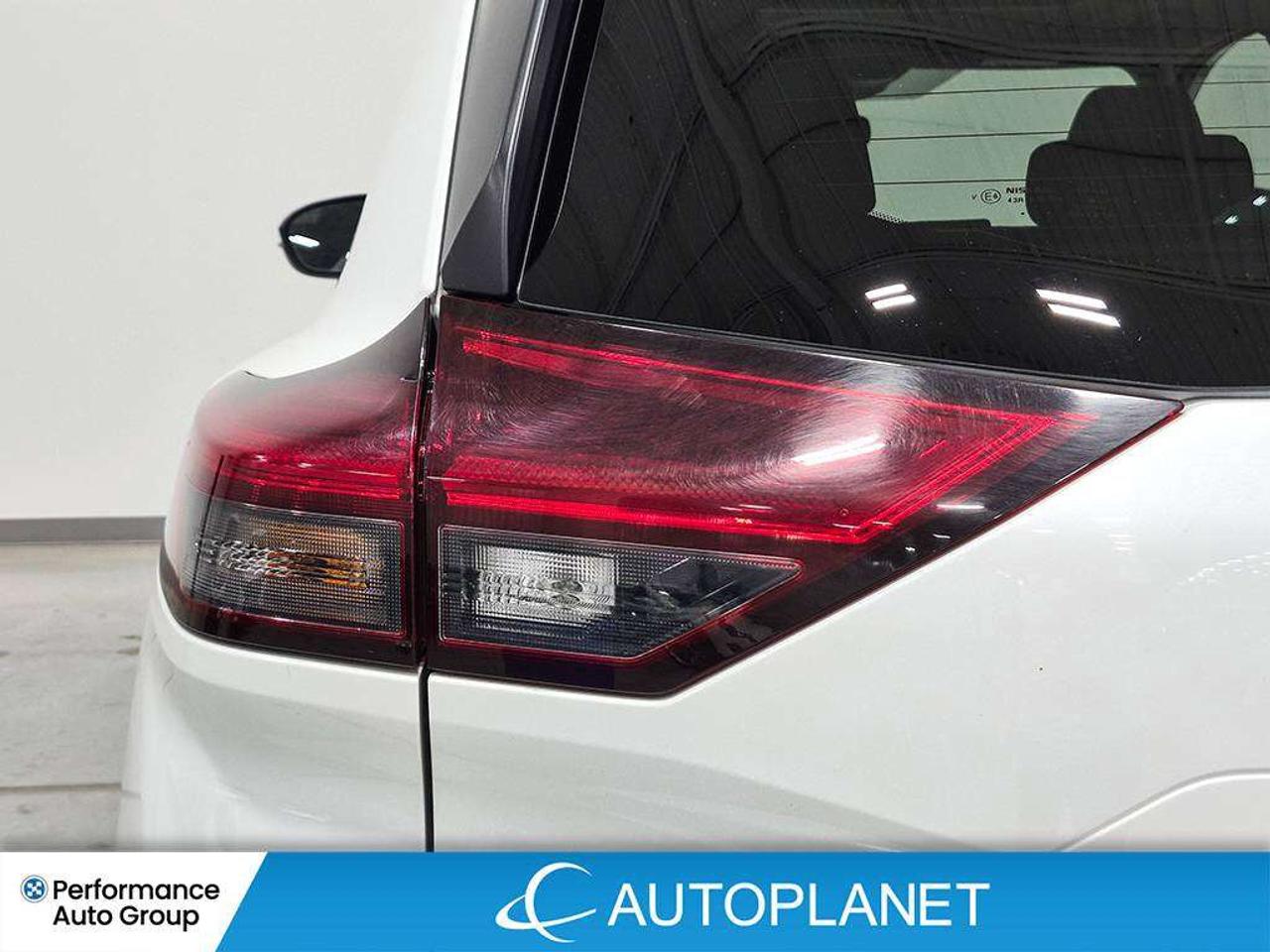 2025 Nissan Rogue SV, Back Up Cam, Pano Roof, Bluetooth! Photo