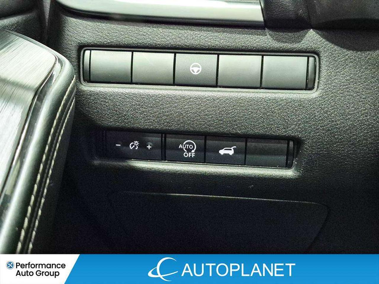 2025 Nissan Rogue SV, Back Up Cam, Pano Roof, Bluetooth! Photo