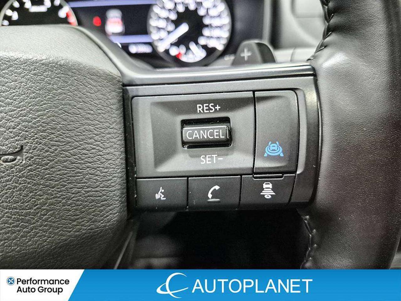 2025 Nissan Rogue SV, Back Up Cam, Pano Roof, Bluetooth! Photo