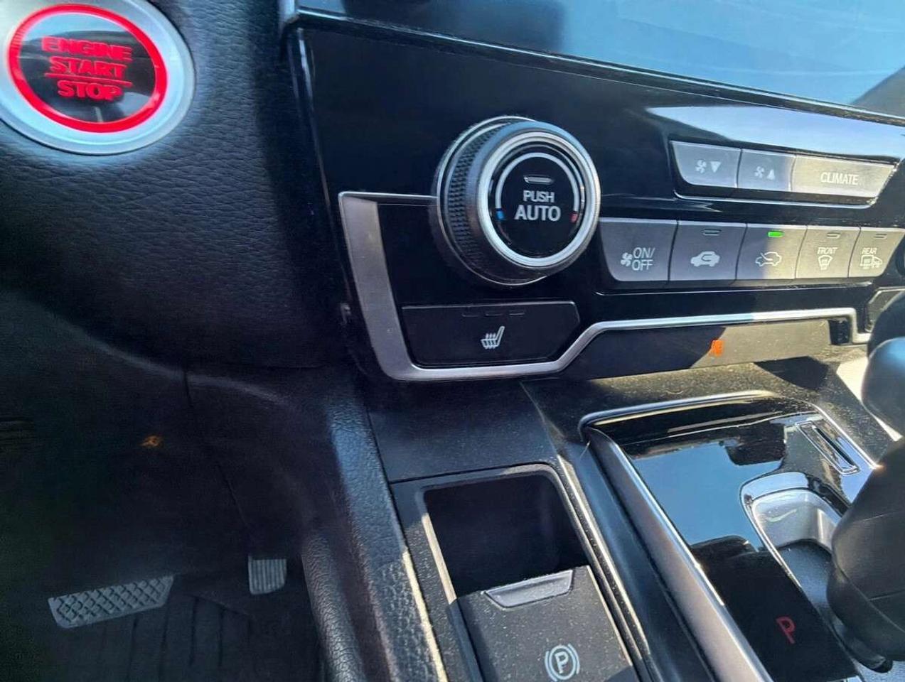 2019 Honda CR-V Touring Photo