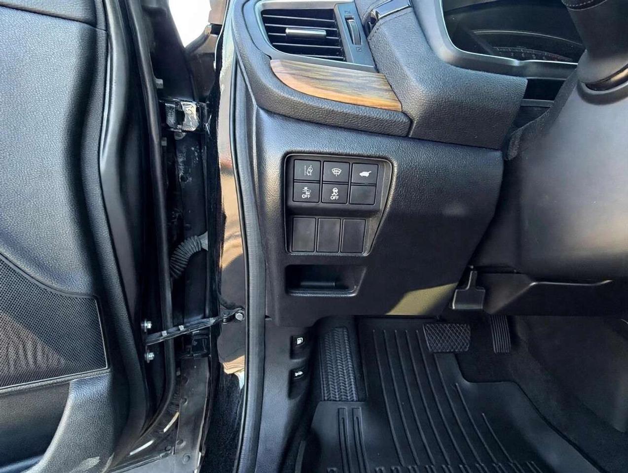 2019 Honda CR-V Touring Photo