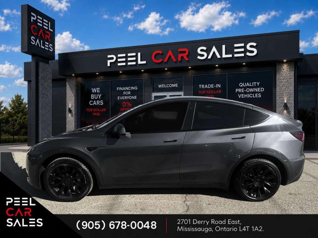2023 Tesla Model Y Long Range AWD One-Owner. Photo3