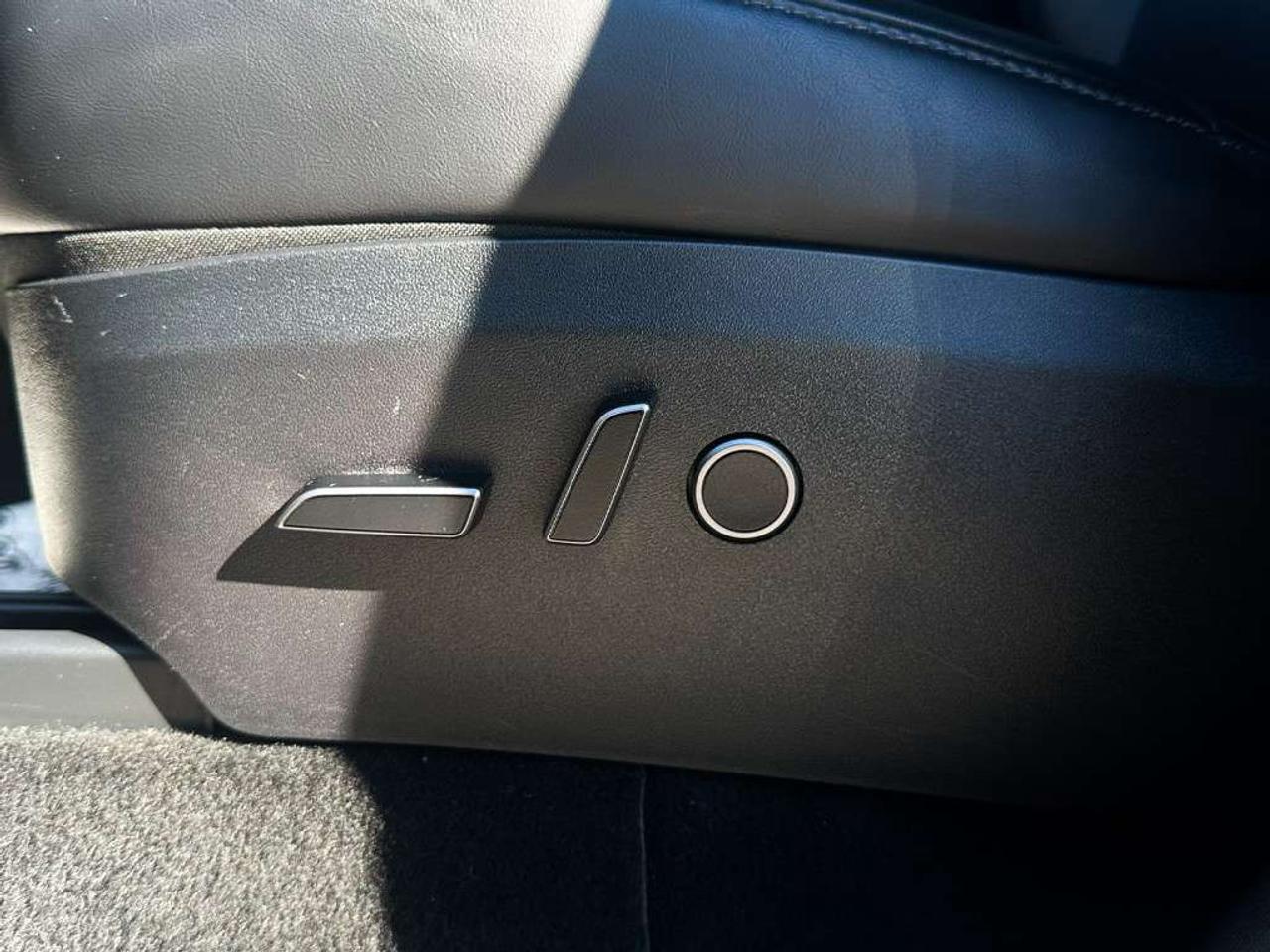 2023 Tesla Model Y Long Range AWD One-Owner. Photo