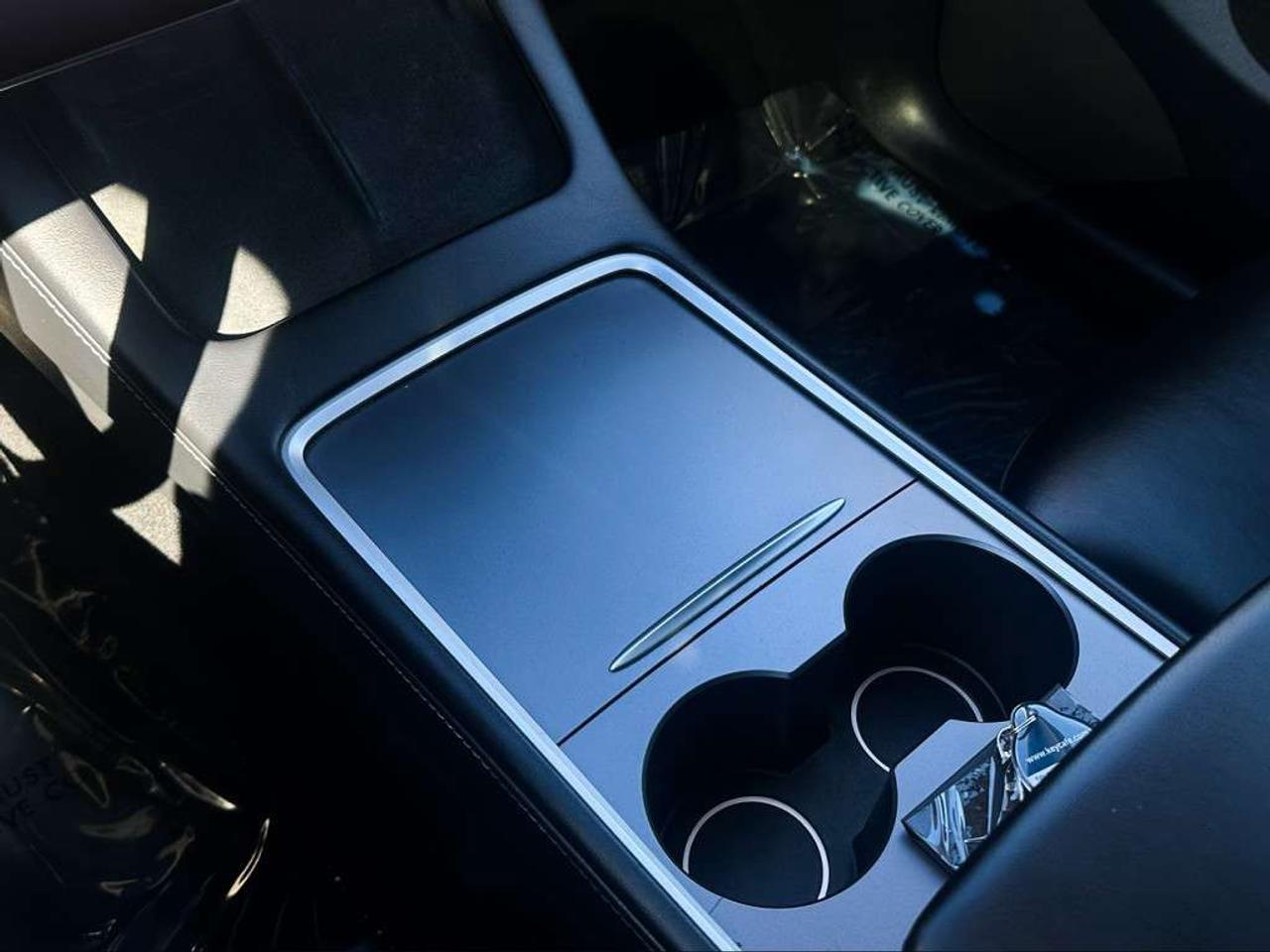 2023 Tesla Model Y Long Range AWD One-Owner. Photo