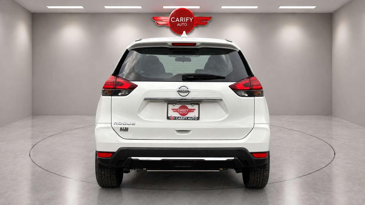 2017 Nissan Rogue S   Certified   No Accident   LOW KM Photo