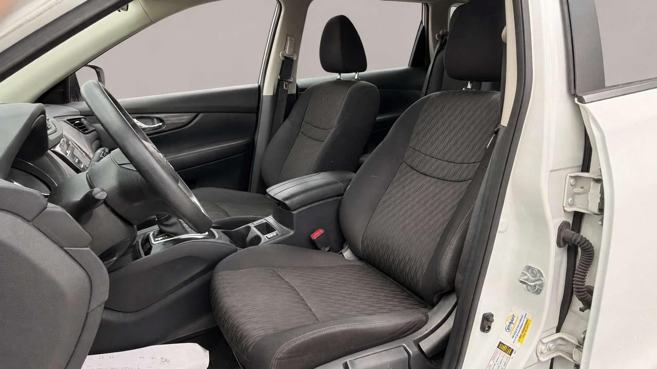 2017 Nissan Rogue S   Certified   No Accident   LOW KM Photo