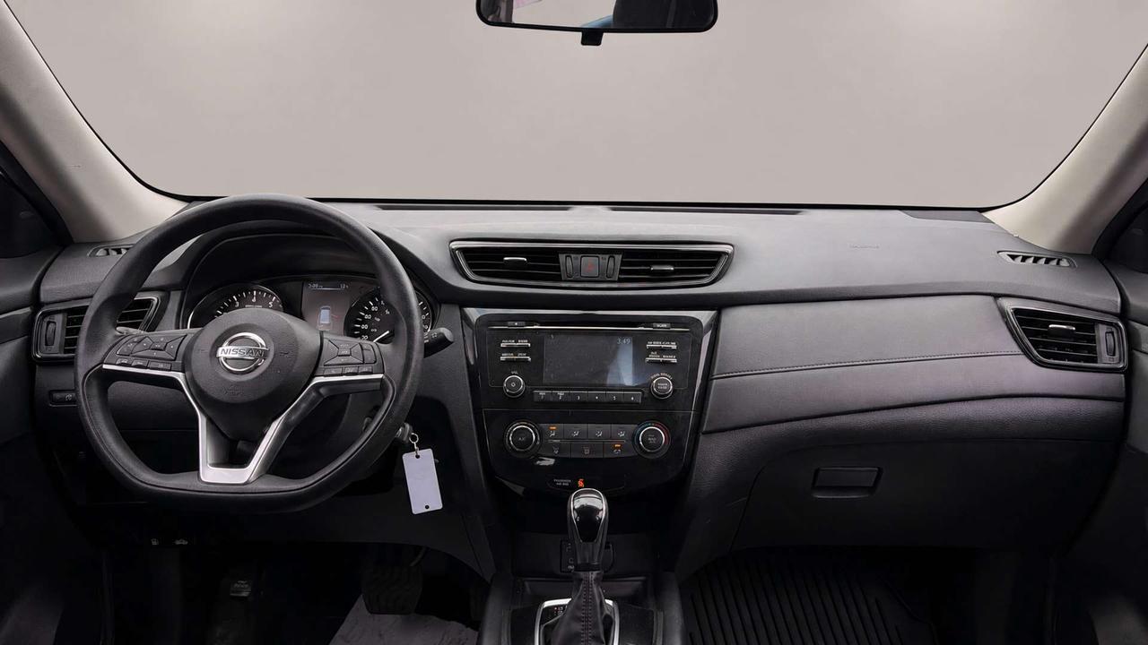 2017 Nissan Rogue S   Certified   No Accident   LOW KM Photo