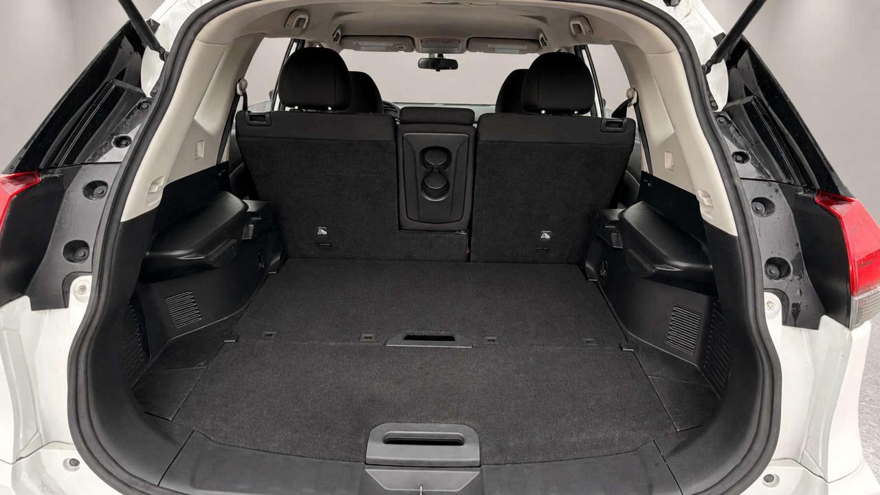 2017 Nissan Rogue S   Certified   No Accident   LOW KM Photo