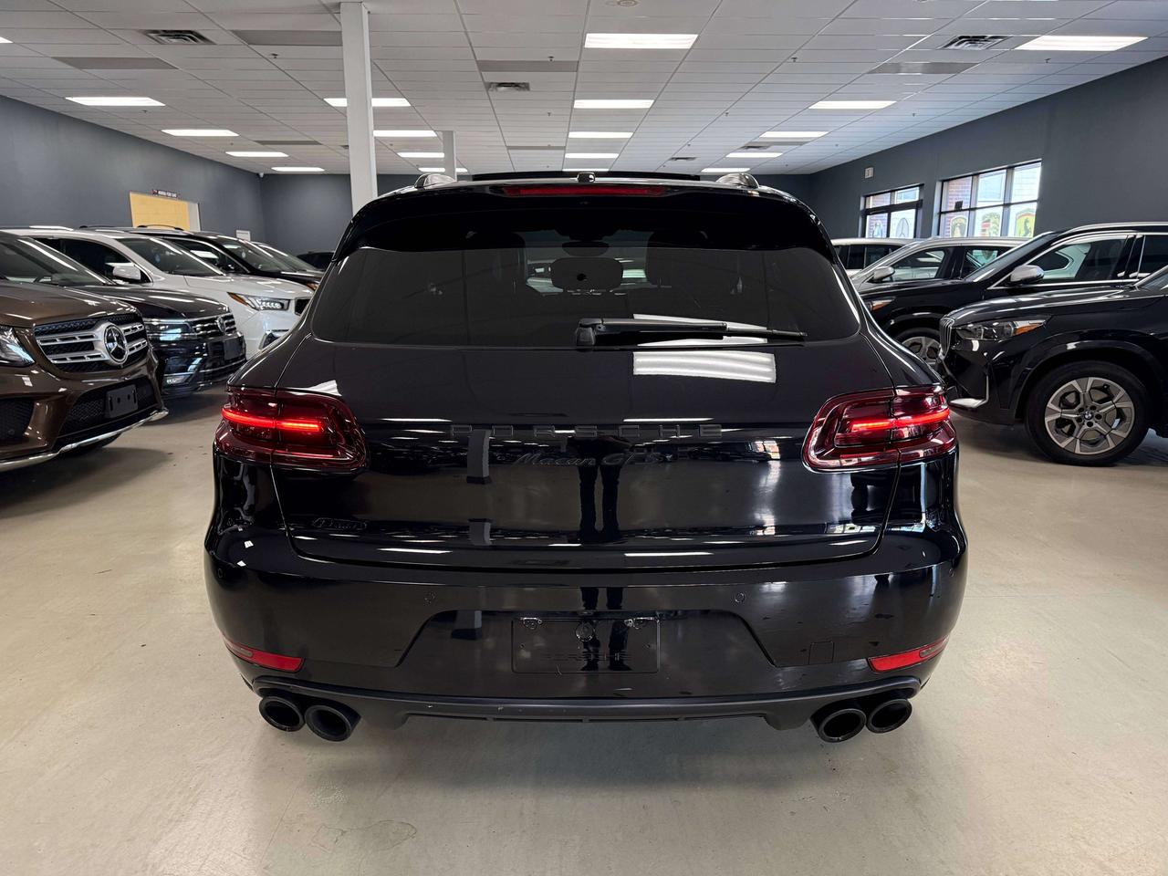 2018 Porsche Macan GTS Photo