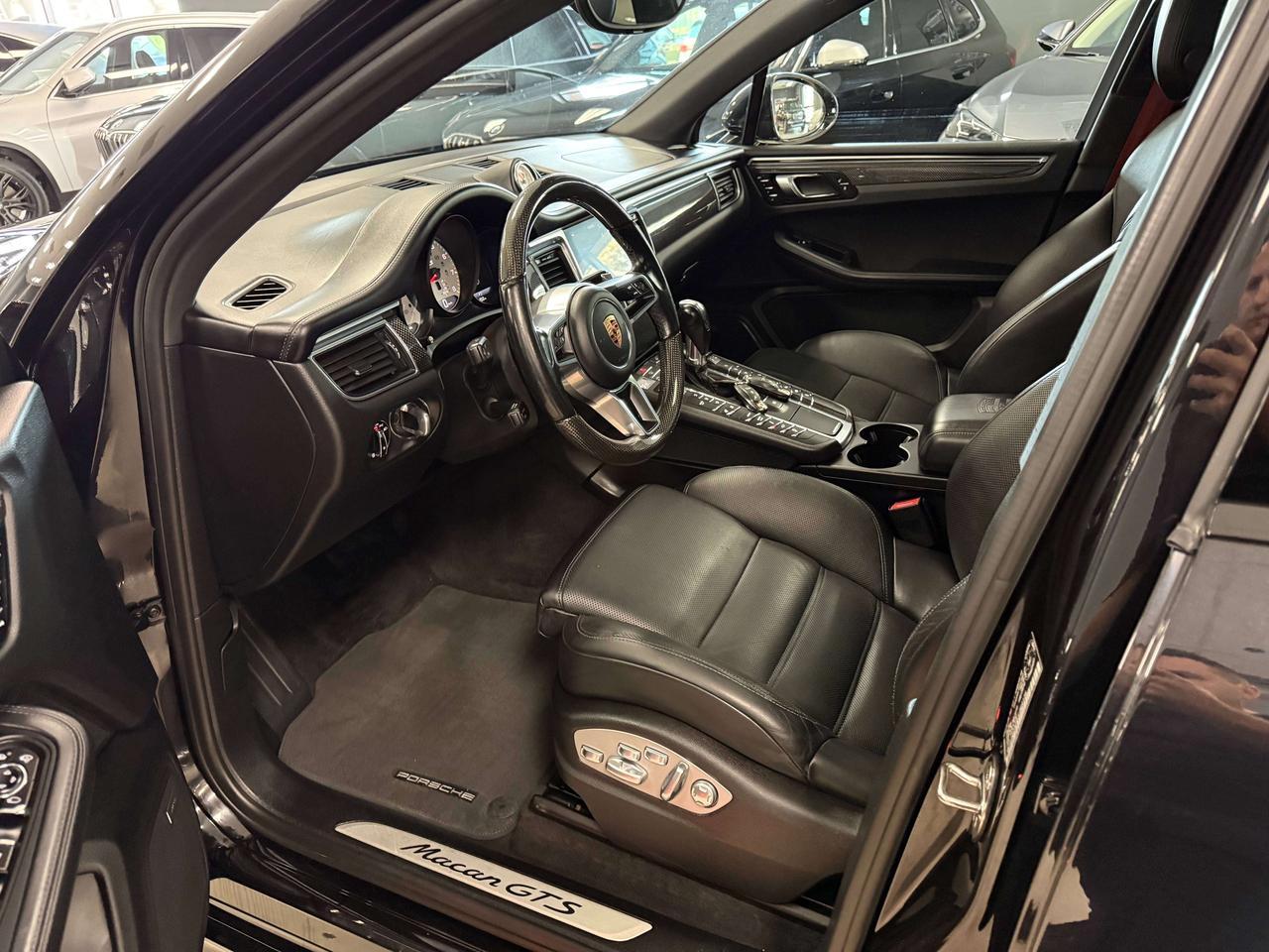 2018 Porsche Macan GTS Photo