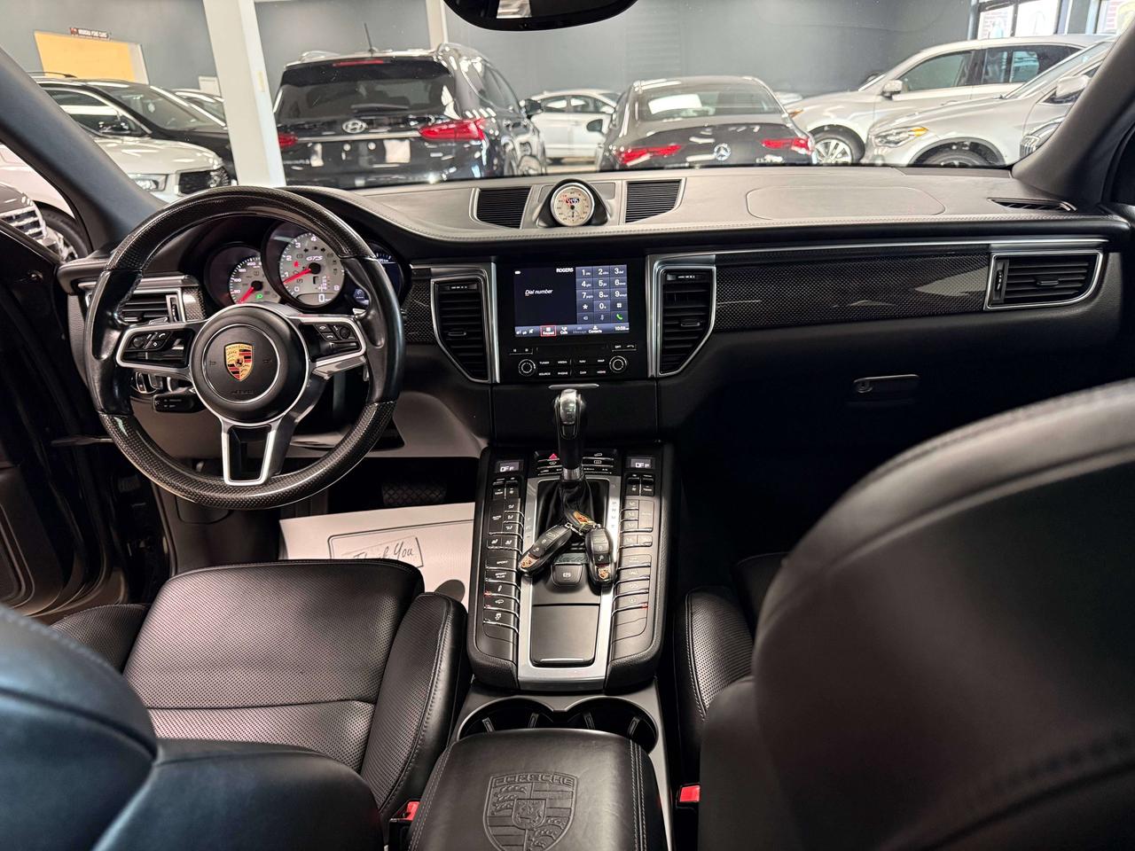 2018 Porsche Macan GTS Photo