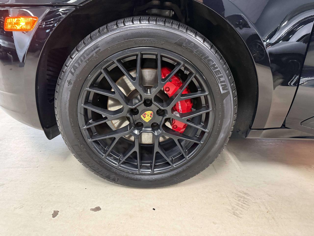 2018 Porsche Macan GTS Photo