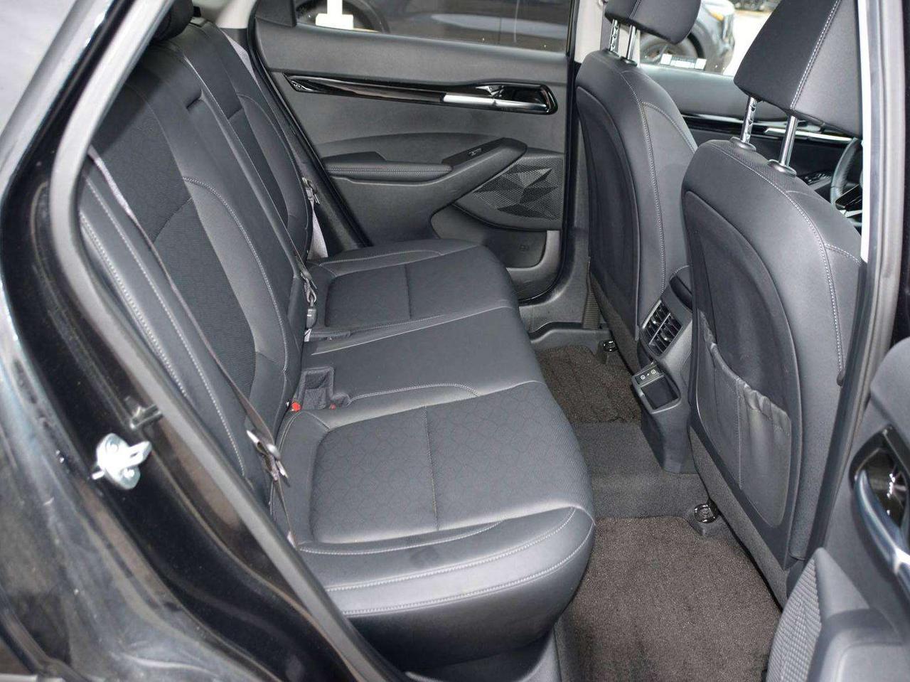 2024 Kia Seltos EX Photo