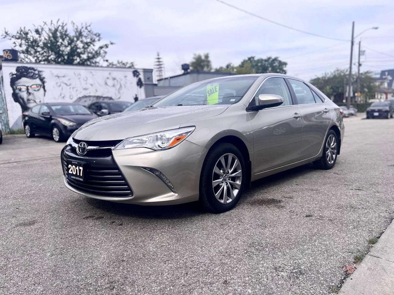2017 Toyota Camry XLE LEATHER CERTIFIED Photo