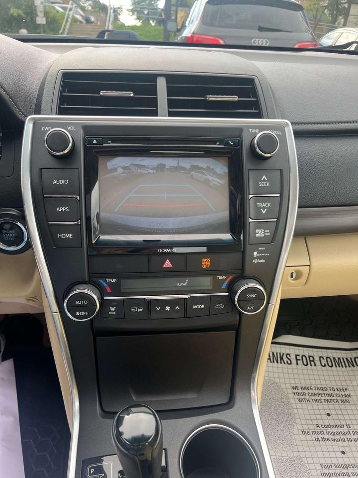 2017 Toyota Camry XLE LEATHER CERTIFIED Photo