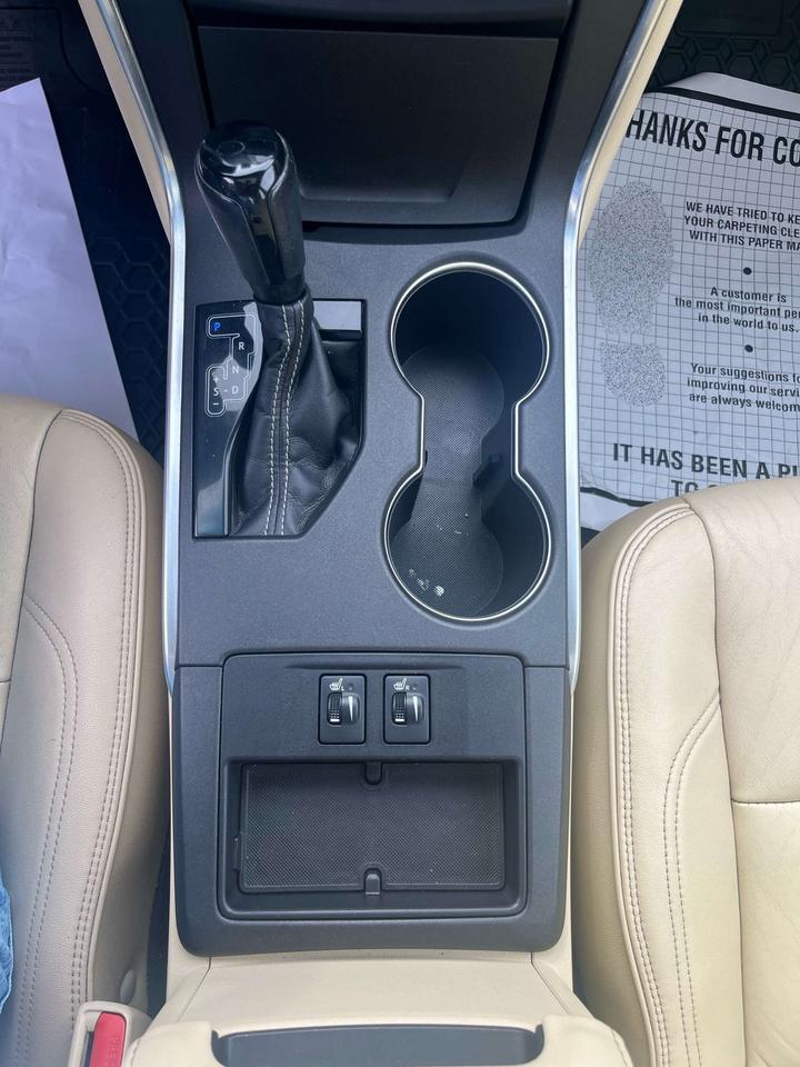 2017 Toyota Camry XLE LEATHER CERTIFIED Photo