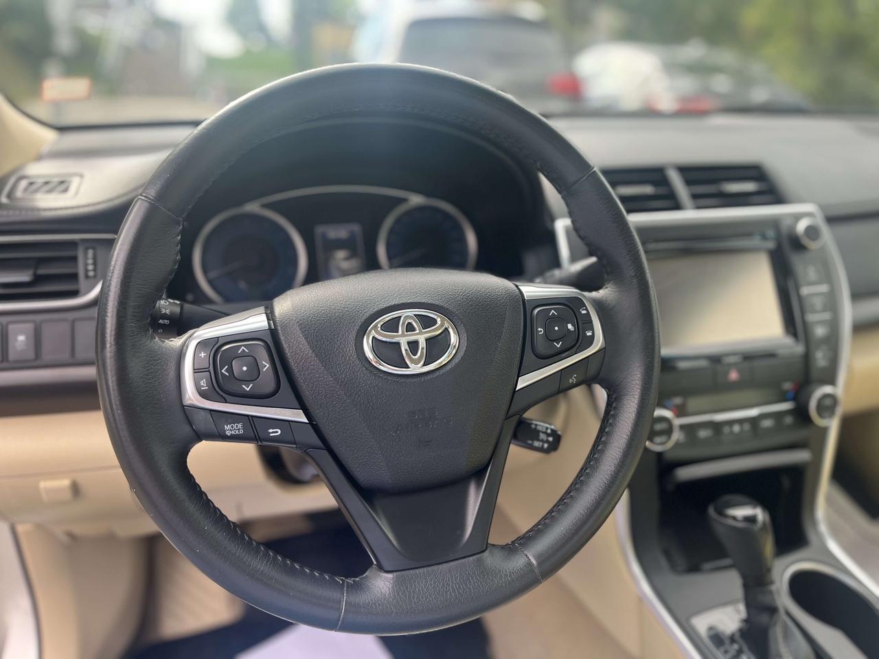 2017 Toyota Camry XLE LEATHER CERTIFIED Photo