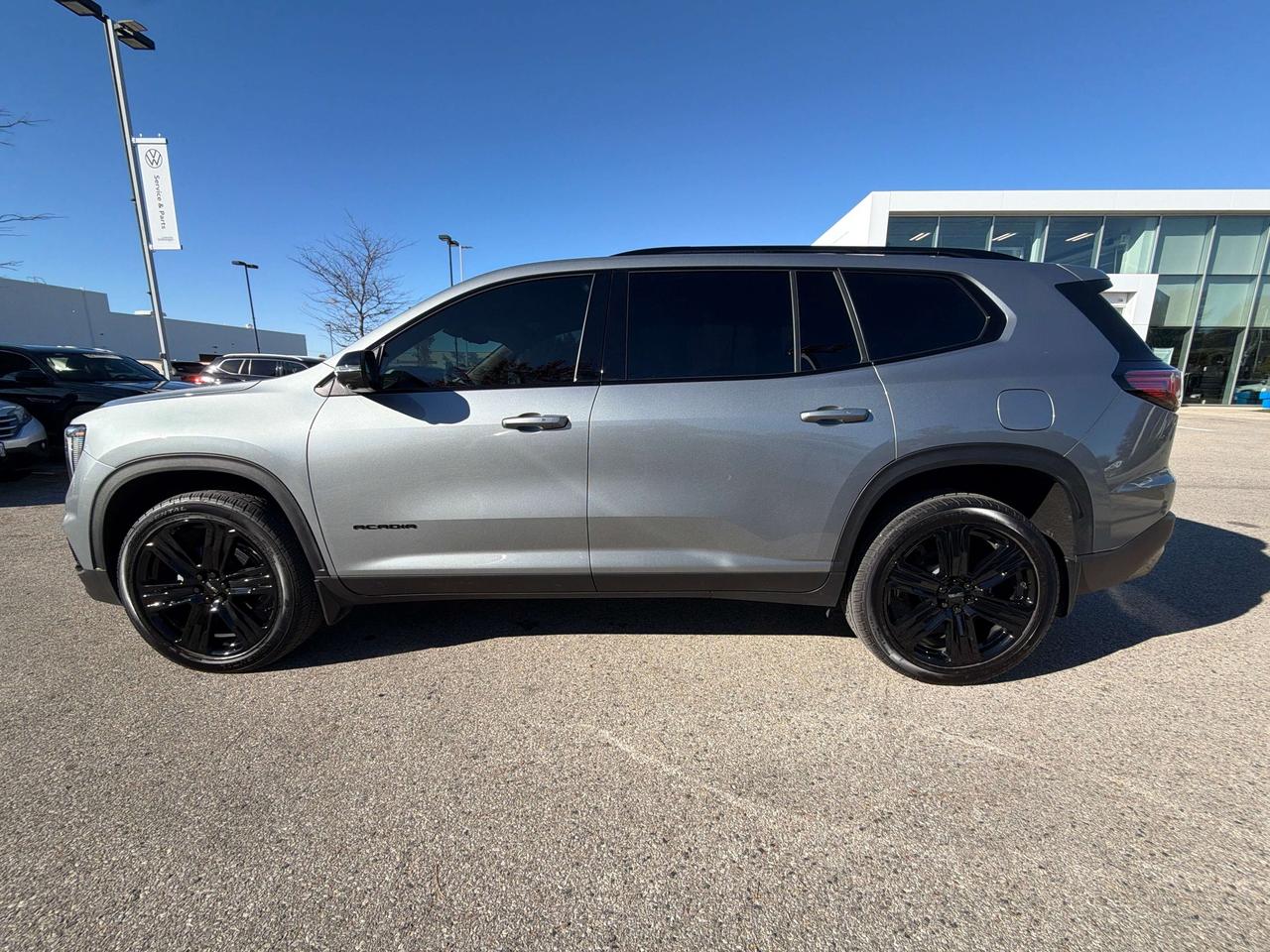 2026 GMC Acadia ELEVATION Photo1