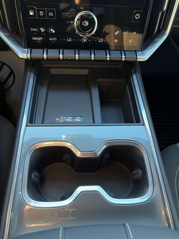 2026 GMC Acadia ELEVATION Photo