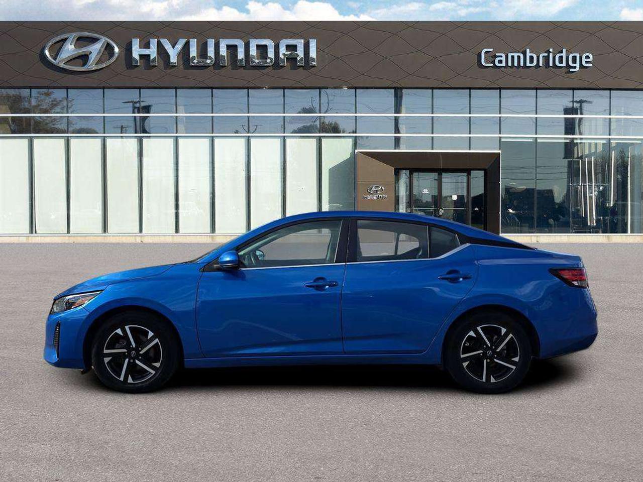 2024 Nissan Sentra SV Photo3