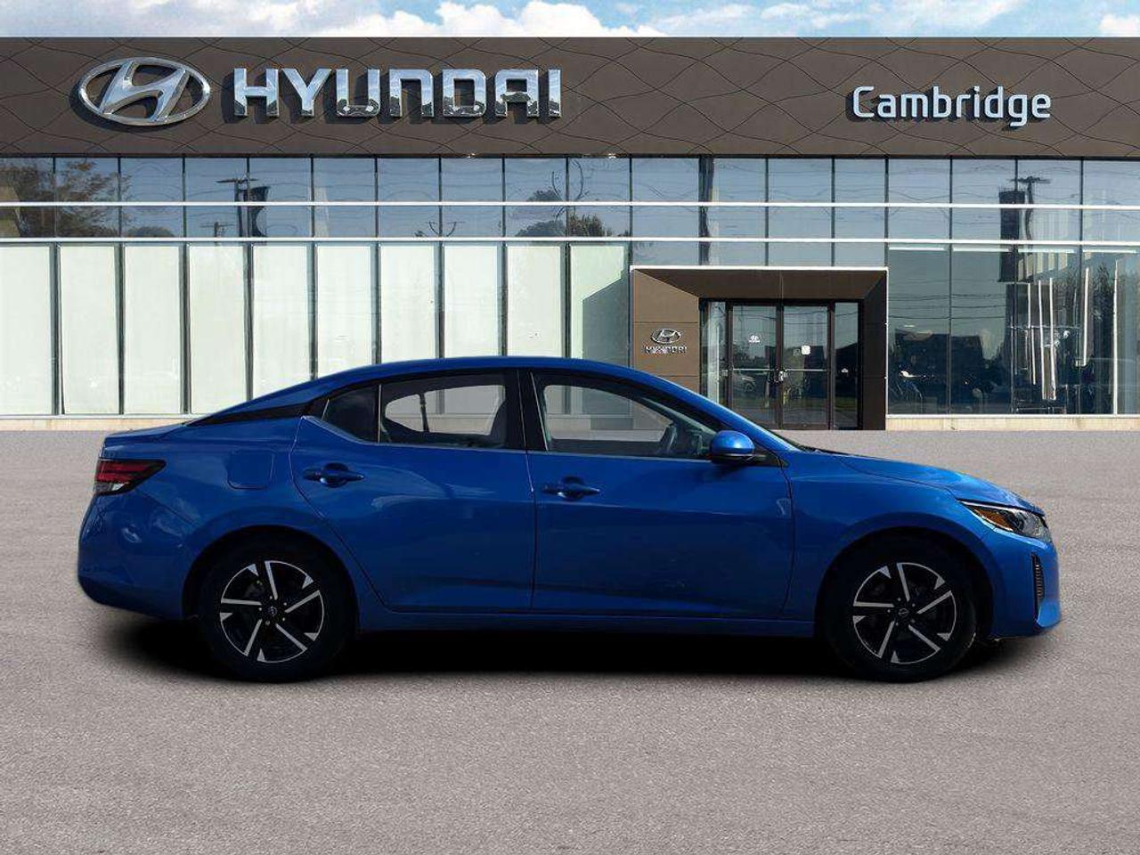 2024 Nissan Sentra SV Photo