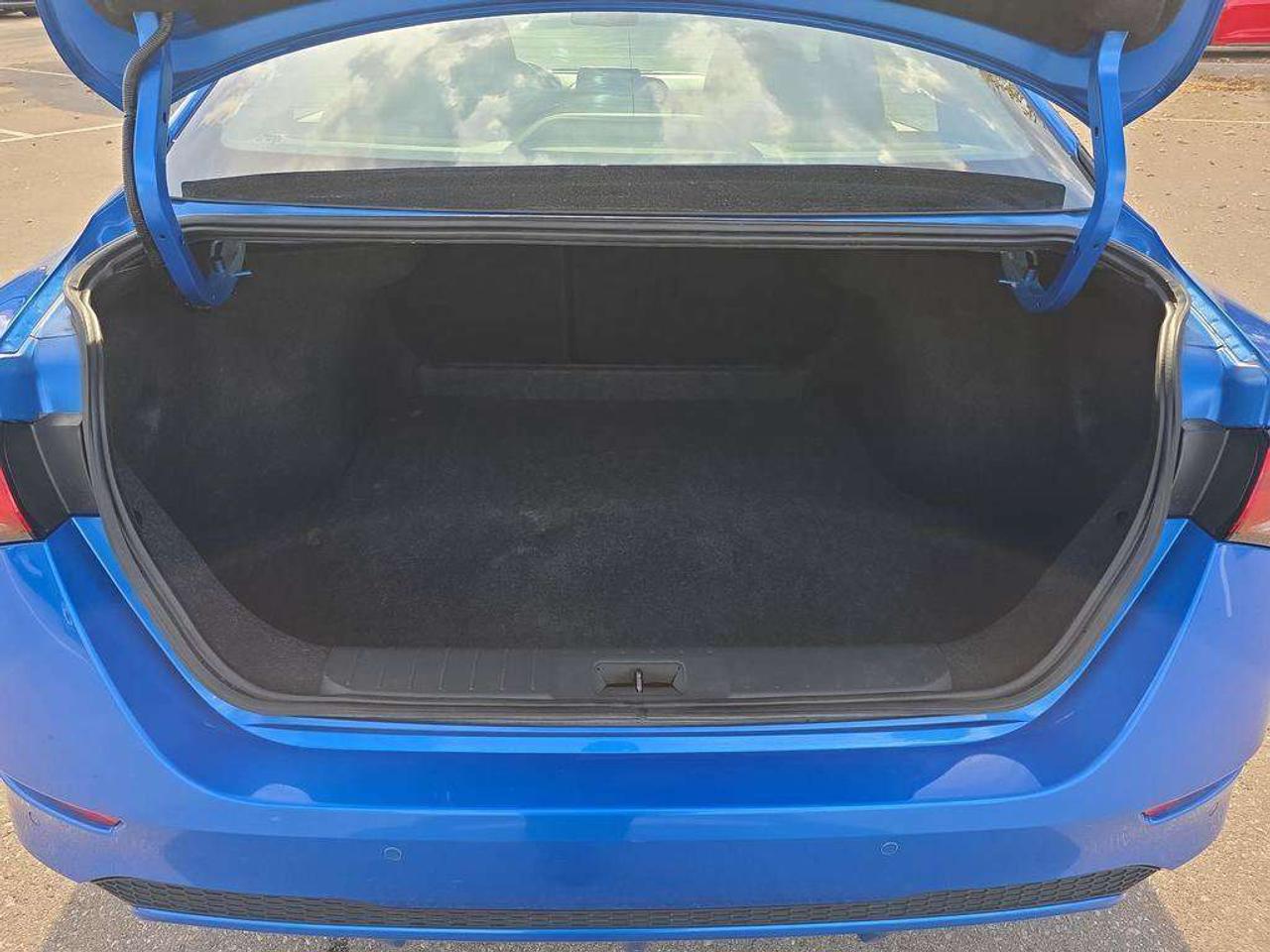 2024 Nissan Sentra SV Photo