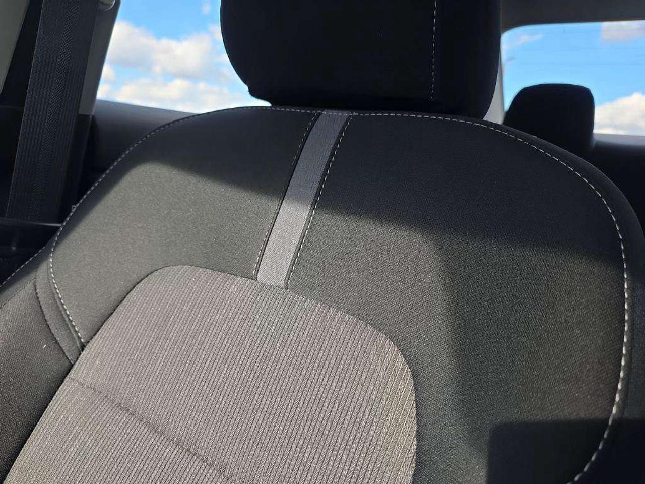 2024 Nissan Sentra SV Photo