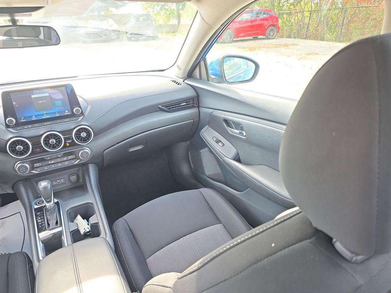 2024 Nissan Sentra SV Photo