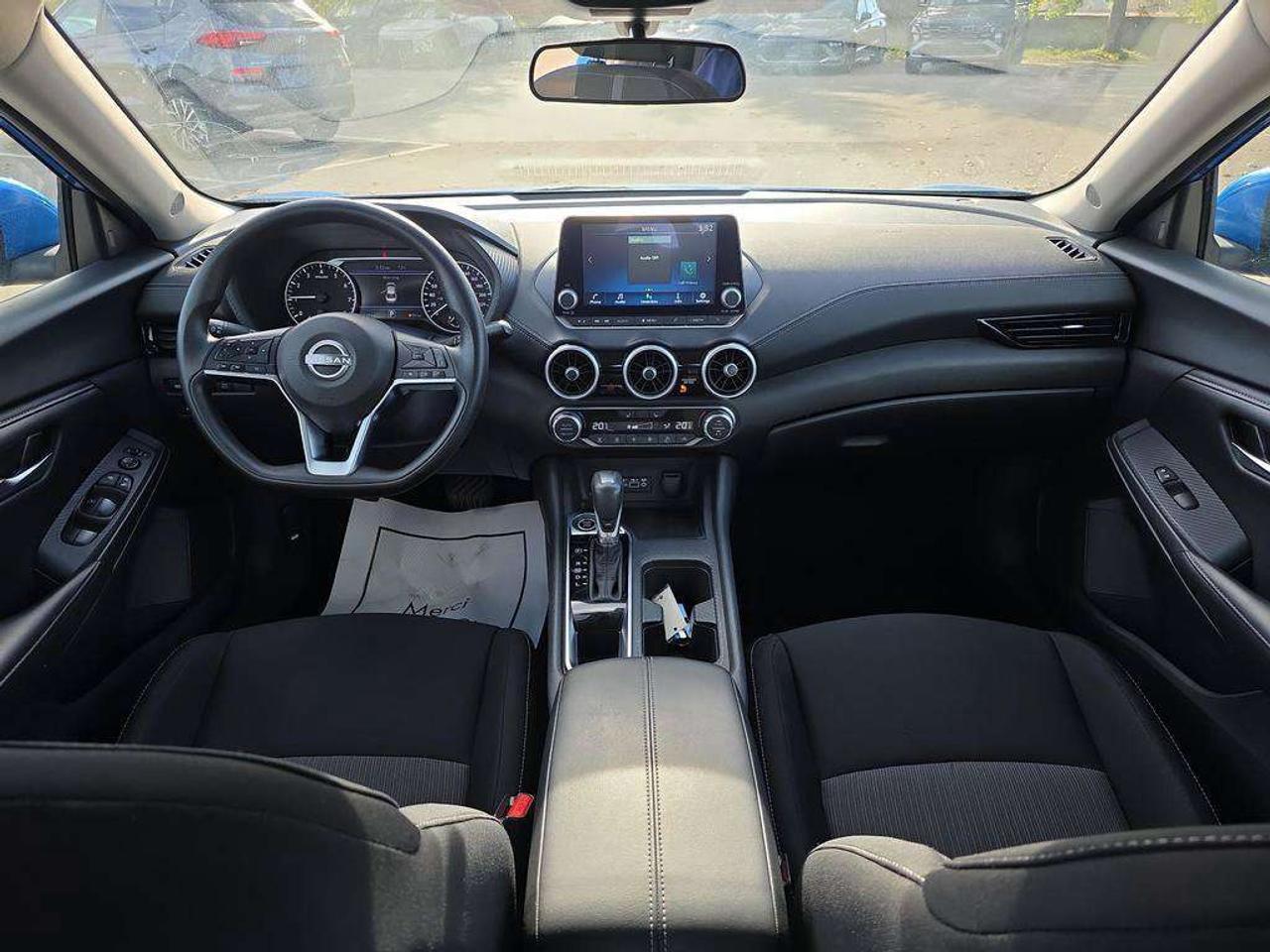 2024 Nissan Sentra SV Photo