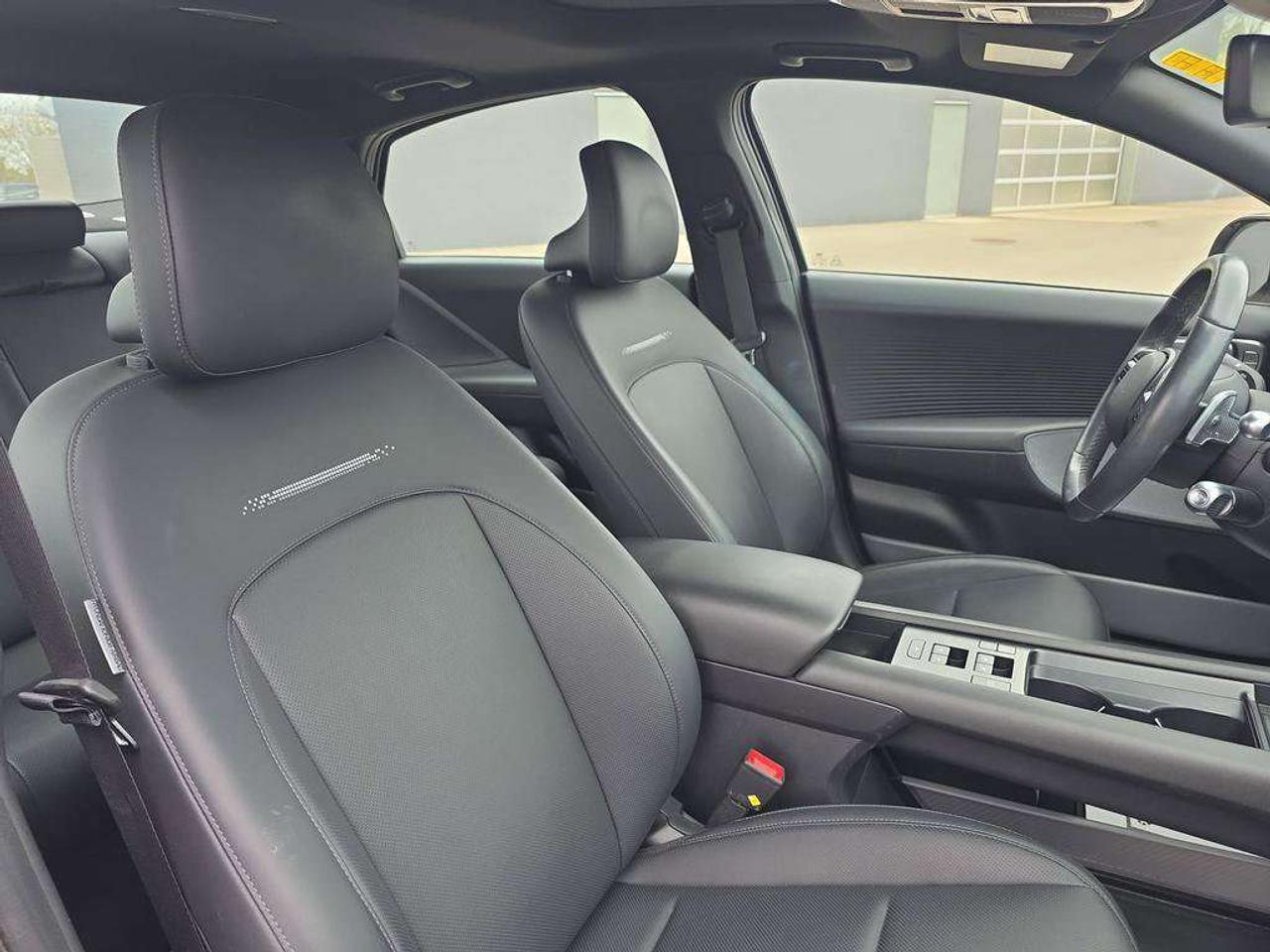 2024 Hyundai IONIQ 6 Preferred Photo