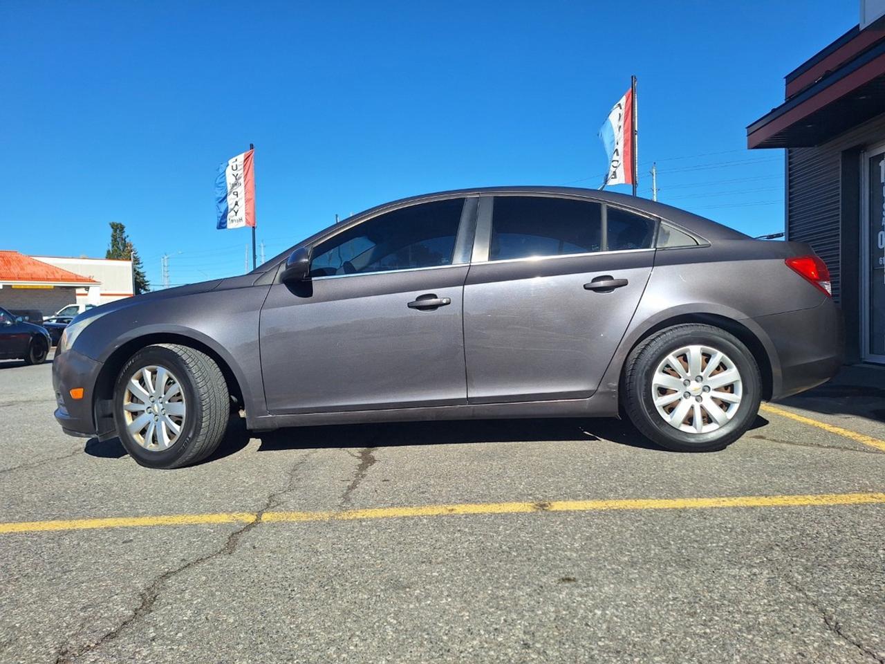 2011 Chevrolet Cruze 4dr Sdn LT Turbo w/1SA Photo