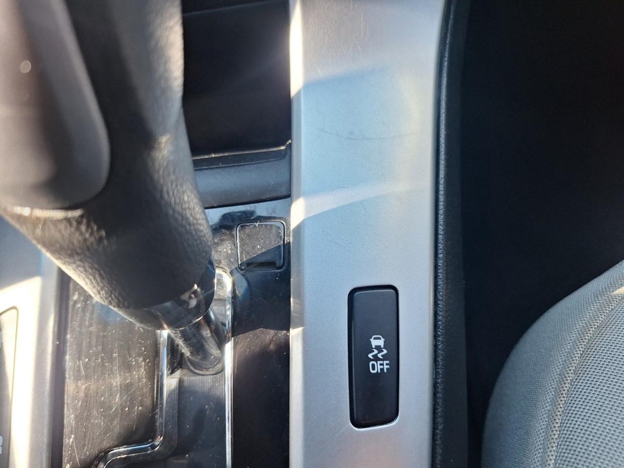 2011 Chevrolet Cruze 4dr Sdn LT Turbo w/1SA Photo