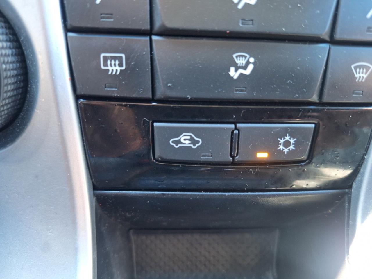 2011 Chevrolet Cruze 4dr Sdn LT Turbo w/1SA Photo
