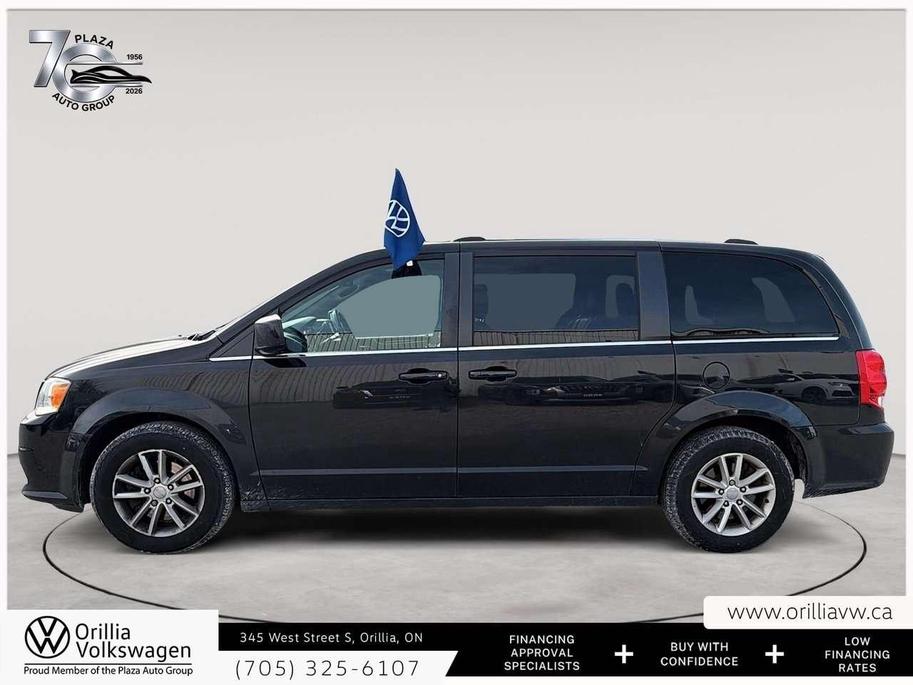 2020 Dodge Grand Caravan Premium Plus Power Sliding Doors   Heated Seats   Navigation / Photo3