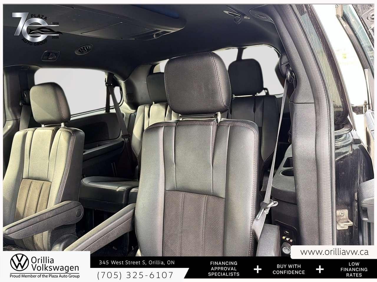 2020 Dodge Grand Caravan Premium Plus Power Sliding Doors   Heated Seats   Navigation / Photo