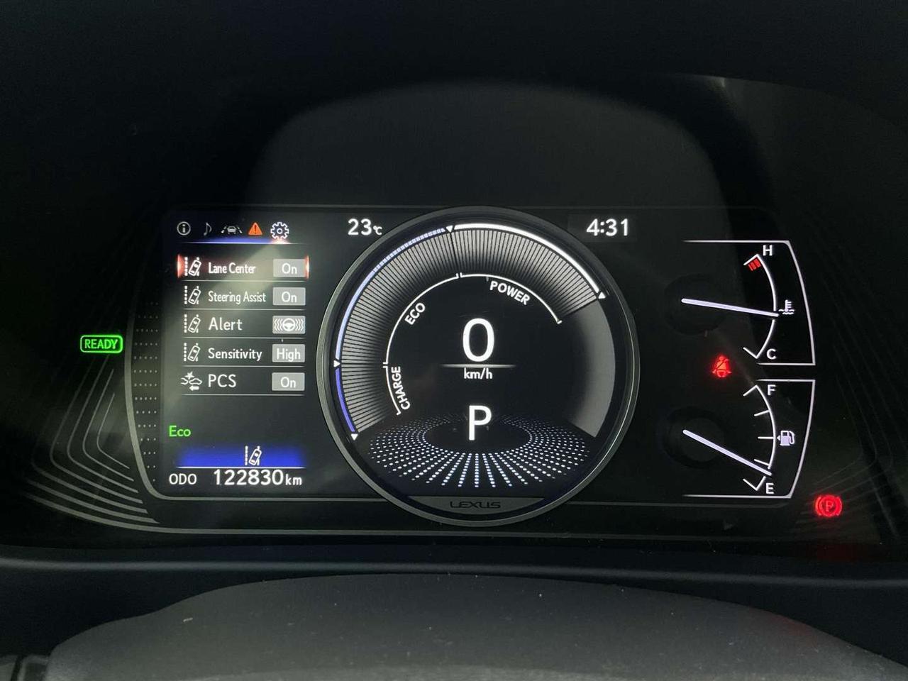 2019 Lexus UX 250H AWD - LEATHER! BACK-UP CAM! BSM! SUNROOF! Photo