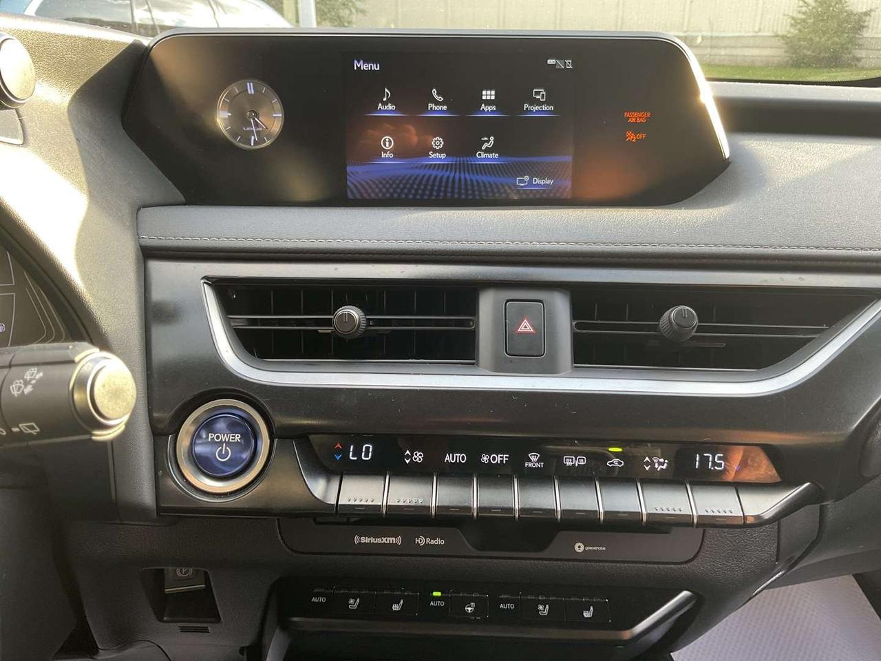 2019 Lexus UX 250H AWD - LEATHER! BACK-UP CAM! BSM! SUNROOF! Photo