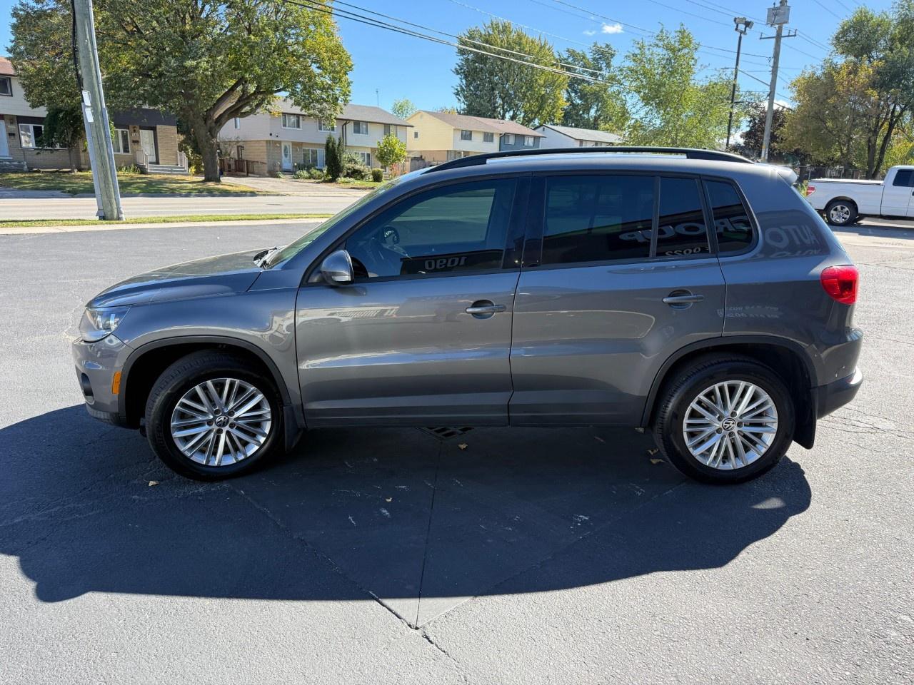 2016 Volkswagen Tiguan 4MOTION 4dr Auto Comfortline Photo