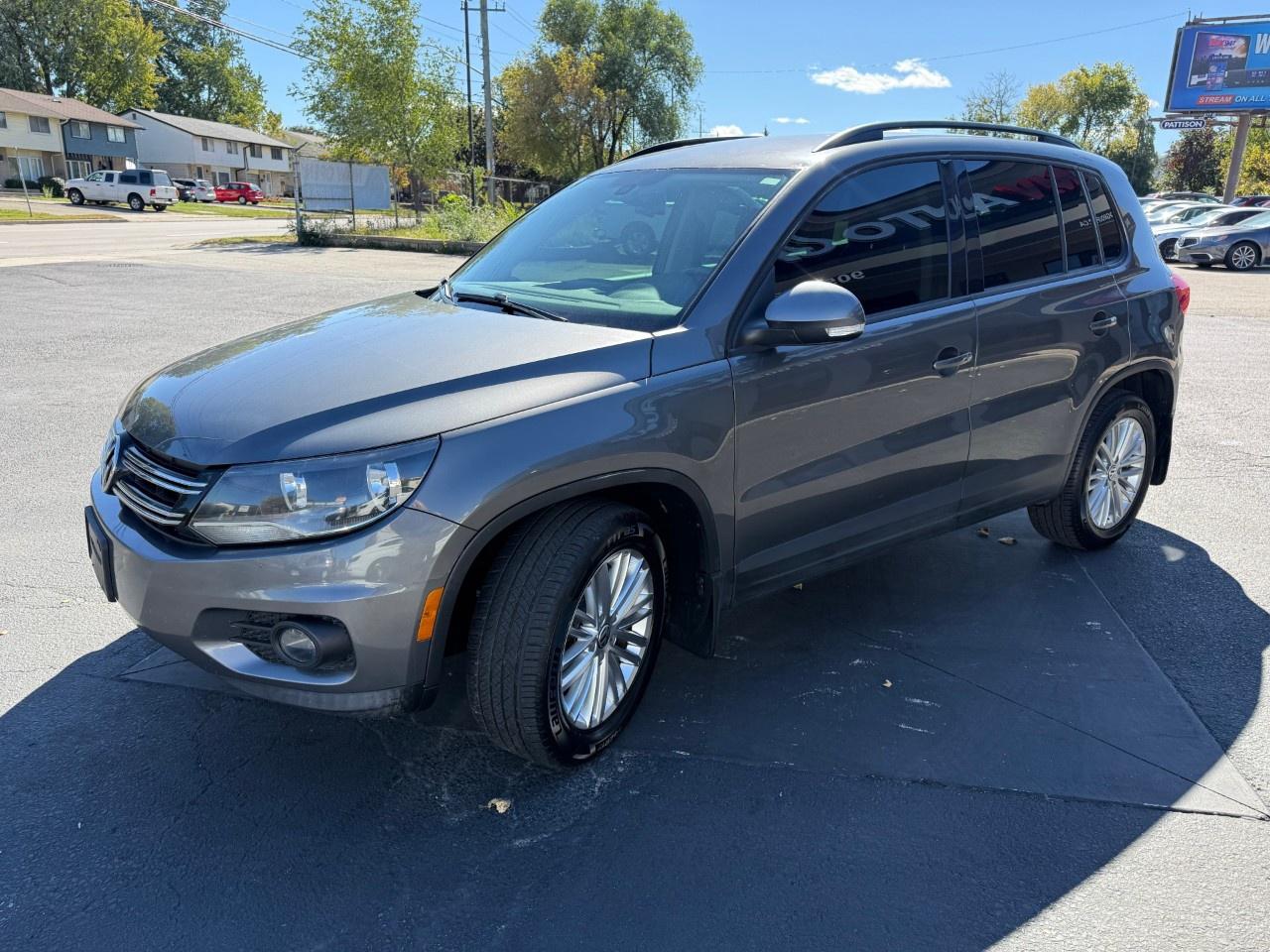 2016 Volkswagen Tiguan 4MOTION 4dr Auto Comfortline Photo