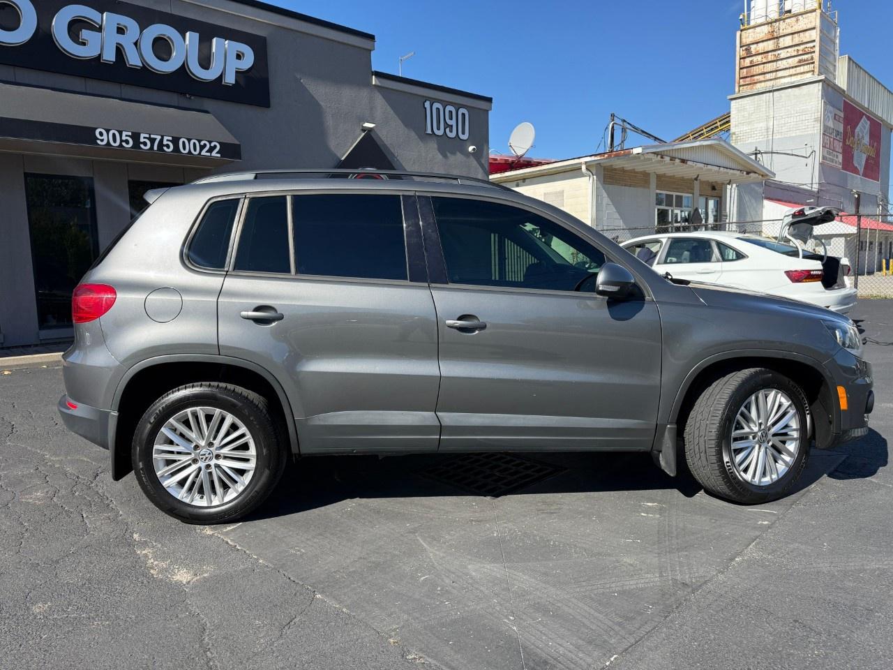 2016 Volkswagen Tiguan 4MOTION 4dr Auto Comfortline Photo