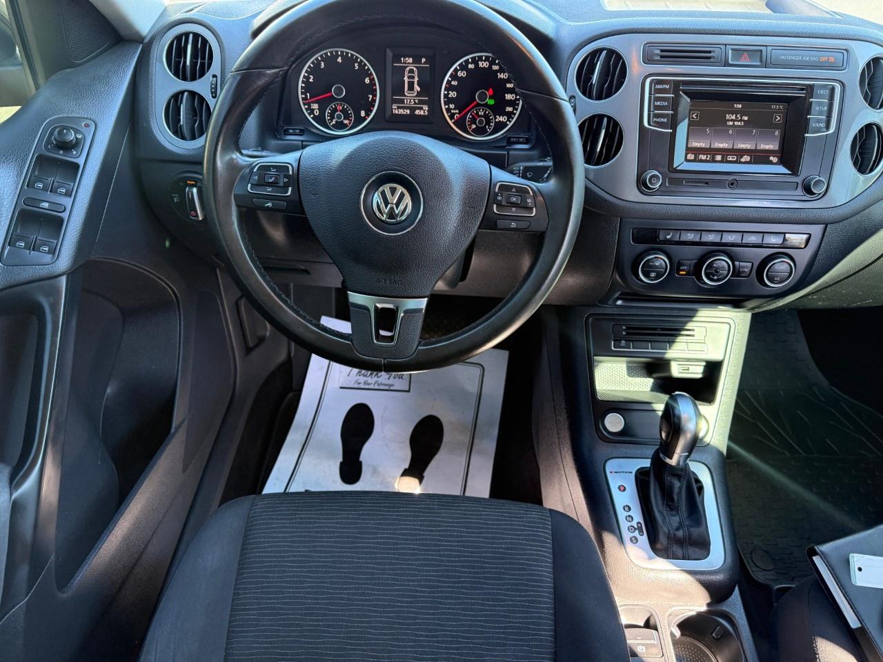 2016 Volkswagen Tiguan 4MOTION 4dr Auto Comfortline Photo
