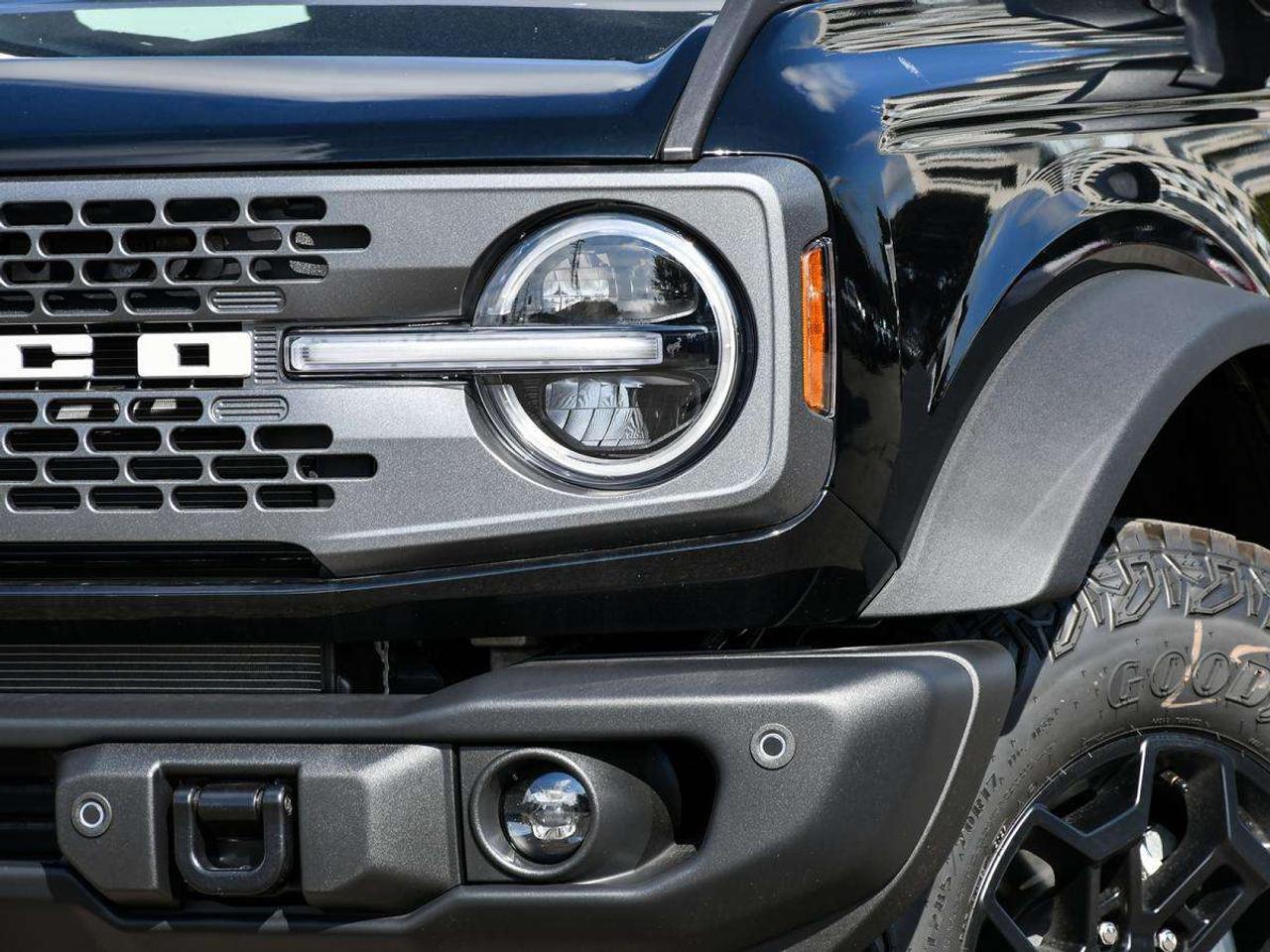 2026 Ford Bronco Badlands Photo