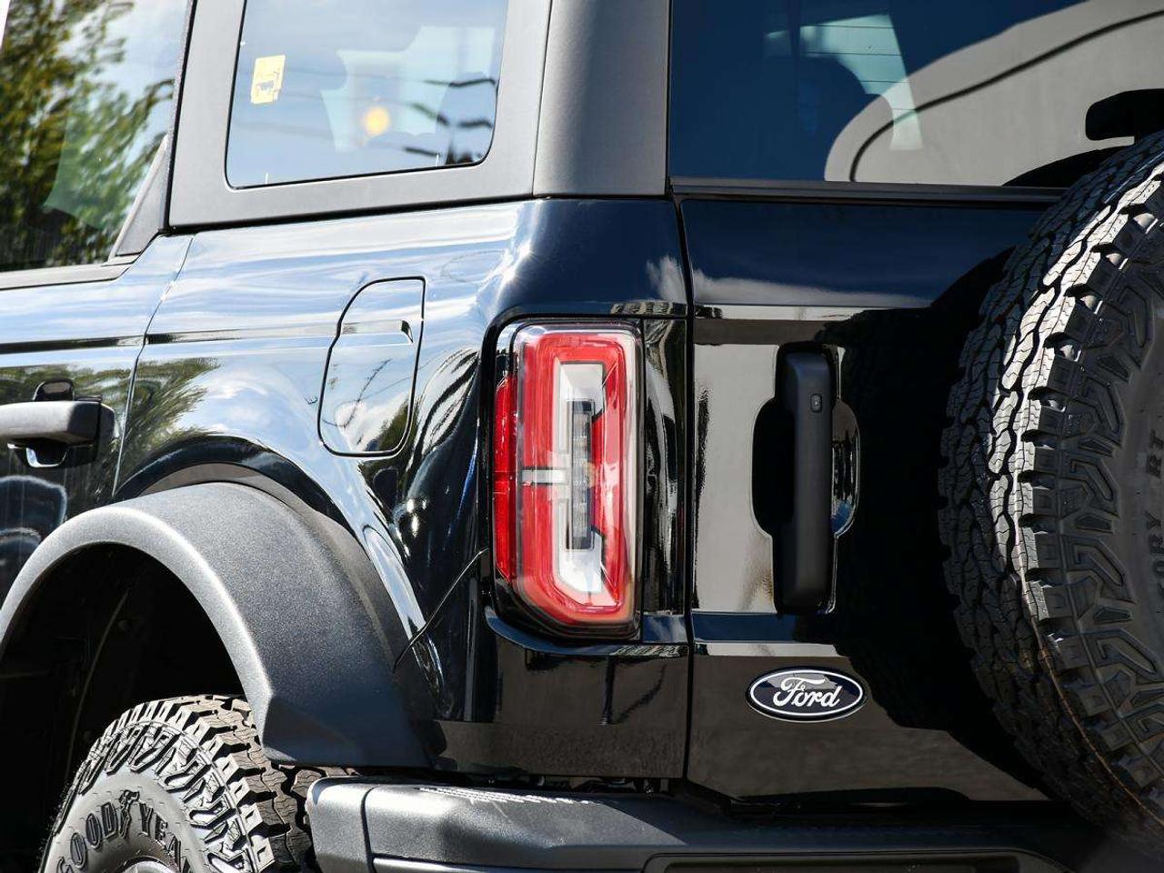2026 Ford Bronco Badlands Photo