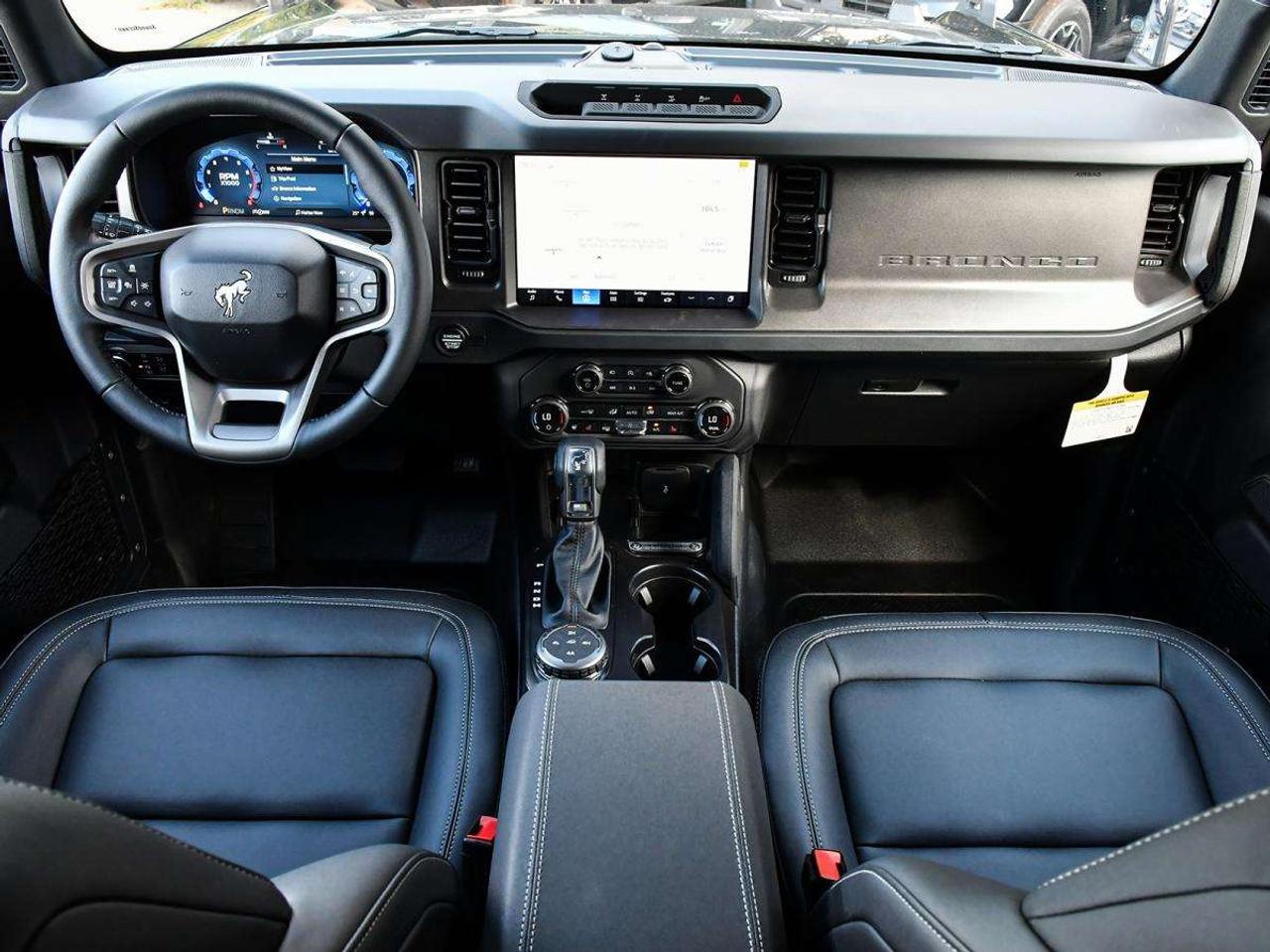 2026 Ford Bronco Badlands Photo