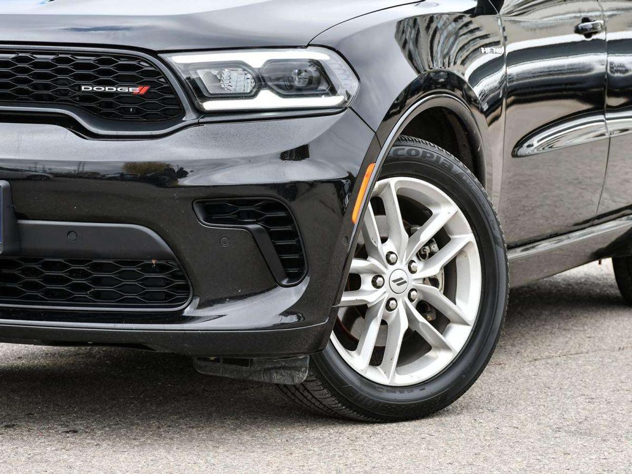 2025 Dodge Durango R/T AWD   Clean Carfax   Hemi Photo1