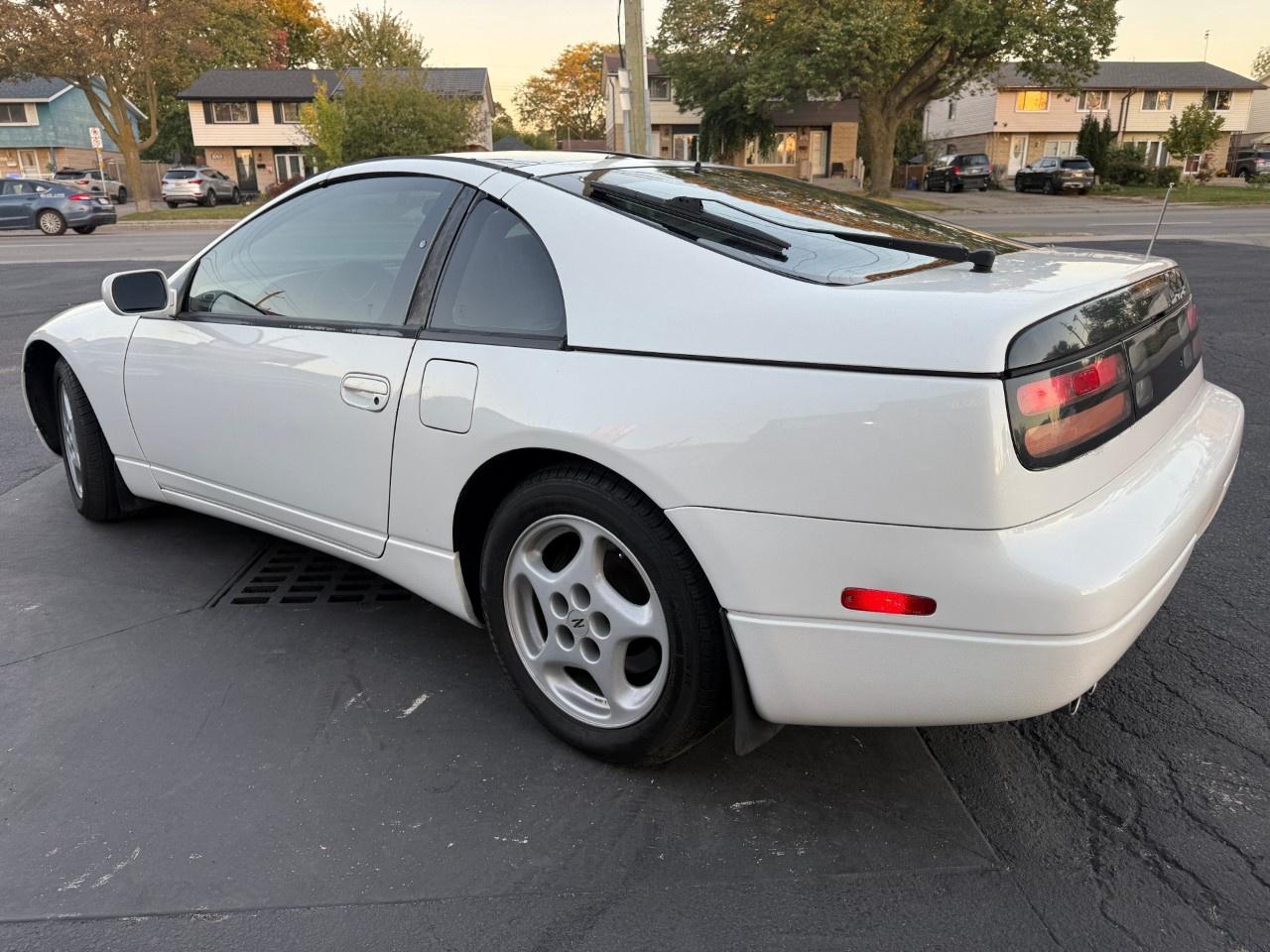 1992 Nissan Z  Photo