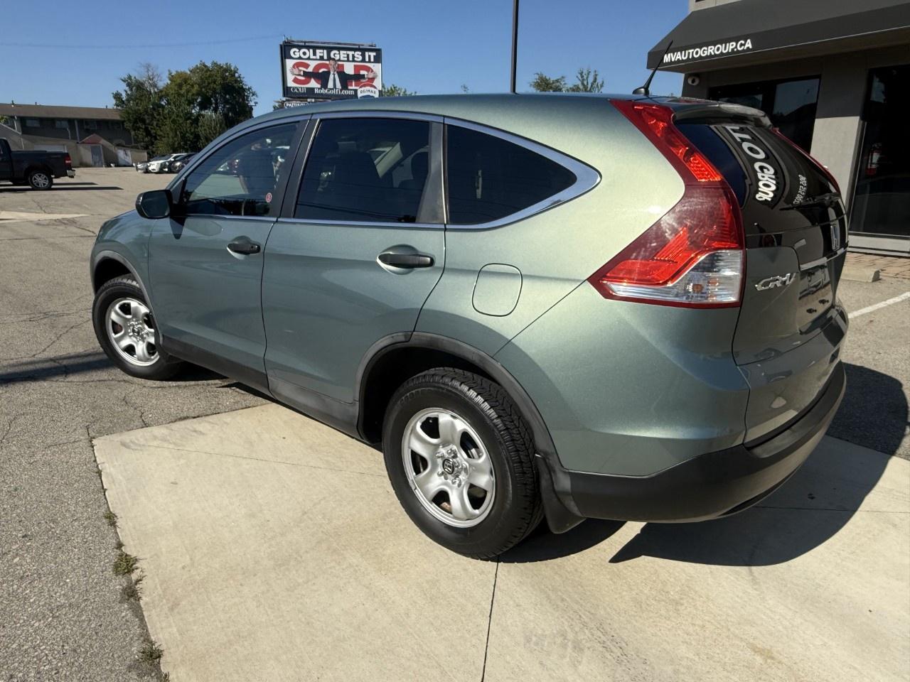 2013 Honda CR-V 2WD LX Photo