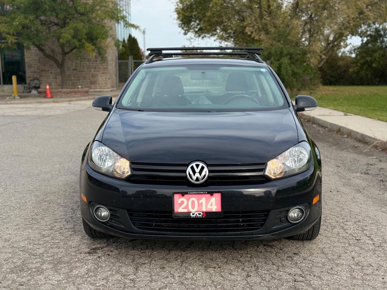 2014 Volkswagen Golf SportWagen Trendline Photo