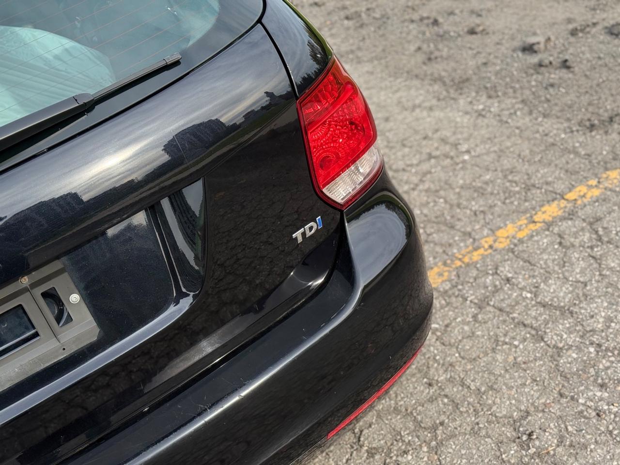 2014 Volkswagen Golf SportWagen Trendline Photo