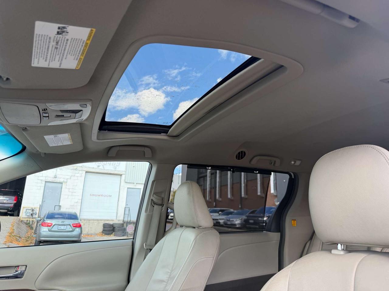 2011 Toyota Sienna XLE ~ LEATHER ~ SUNROOF ~ PWR DOORS ~ CERTIFIED Photo